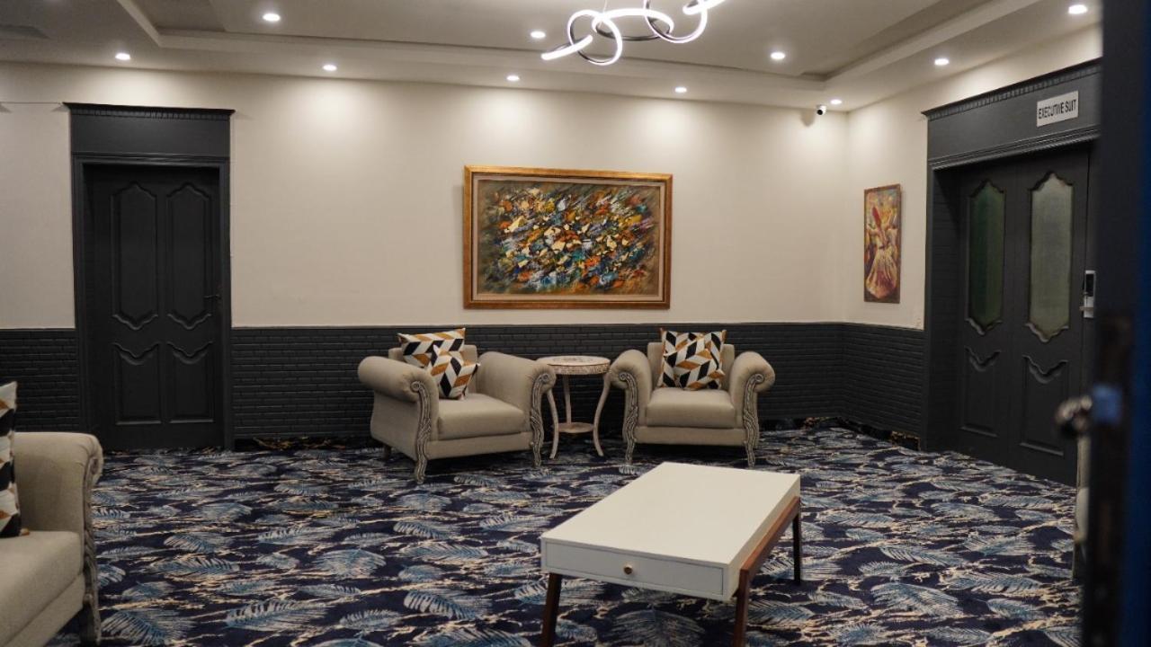 La Maison Islamabad Hotel Buitenkant foto
