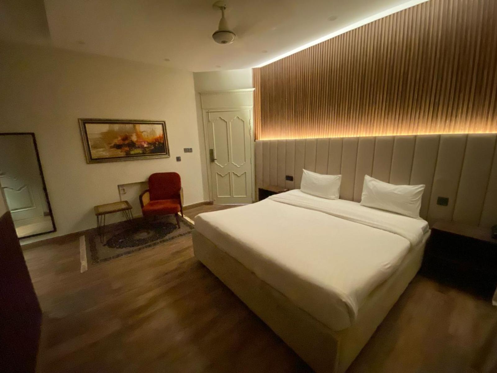 La Maison Islamabad Buitenkant foto